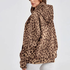 Sweats à capuche personnalisés avec logo pour femmes, sweats en molleton de coton surdimensionnés de haute qualité, sweats à capuche à imprimé léopard pour femmes - Product Image 3