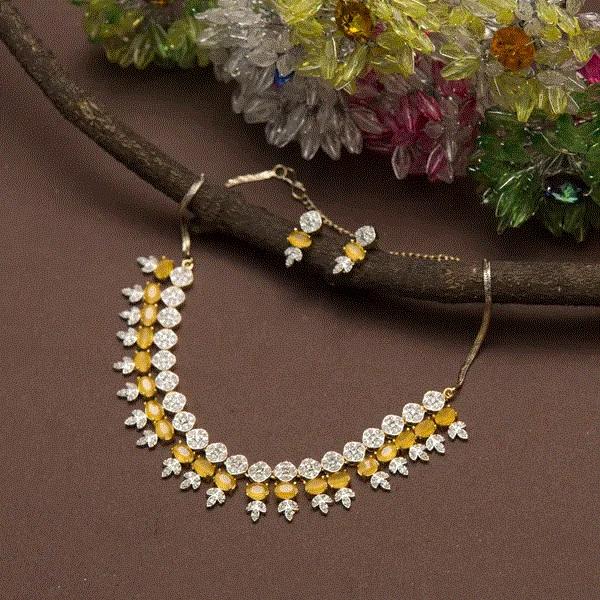 สีเหลือง