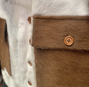 Chaqueta de invierno para mujer hecha a mano de primera calidad, cuero de vaca transpirable con decoración de botones, estampado de vaca Natural - Product Image 2