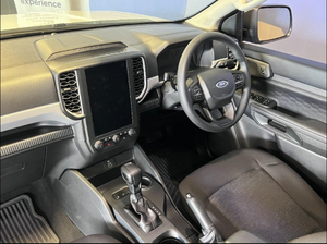 Voiture d'occasion de qualité à prix abordable, Ford Ranger 2.0D XL Double Cabine Automatique 2025, conduite à droite - Product Image 2