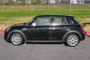 2020 Hardtop 4 Portes Cooper S Dark Intérieur Gauche Direction à vendre-Véhicule d'occasion Conduite à droite à gauche Options - Product Image 5