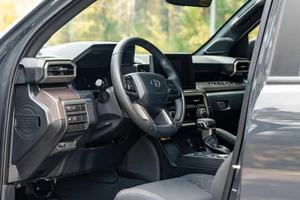 LISTO PARA ENVIAR, TOYOTA TACOMA SR5 2024, Doble Cabina, Turbo, 4 Cilindros, Volante a la Derecha/Izquierda - Product Image 4