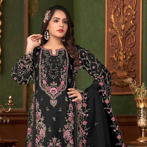 Organza bordada Shalwar Kameez con fondo Sharara y Dupatta para fiesta imprescindible para tu armario étnico - Product Image 1