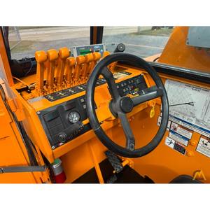 Grue de pont industrielle Broderson IC-80-3J de 2012, d'occasion, à vendre - Product Image 3