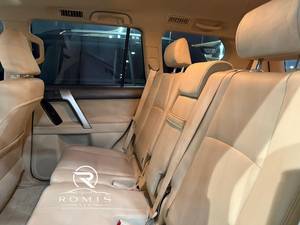 Toyota Land Cruiser Prado TXL 4.0L V6 Automatique 4x4 SUV Spécifications GCC 2020 - Product Image 5