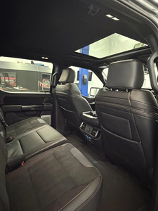 ฟอร์ด เอส เอฟ-150 แร็ปเตอร์ อาร์ 4×4 ปี 2025 เกียร์อัตโนมัติ 10 สปีด ซูเปอร์ครูว์ ปิ๊กอัพ ไม่มีรอยบุบ สะอาด พร้อมส่ง  ประหยัดน้ำมันและเชื่อถือได้ - Product Image 4