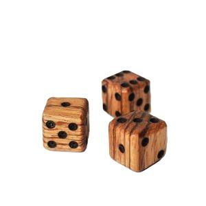 Dados de Madera Cuadrados de 6 Caras de Alta Calidad, 20 mm, Acabado Liso, Clásicos con Puntos, Hechos a Mano, Ecológicos, Premium, para Juegos Familiares - Product Image 4