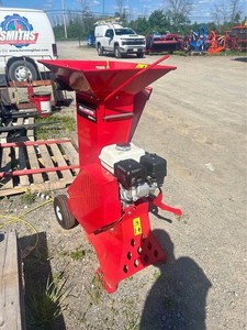 Broyeur et déchiqueteur de bois BXMT 3213 avec moteur, capacité de 3T/h, 380V - Product Image 4