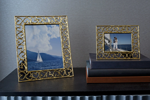 Luxury <b>Gold</b> Photo <b>Frame</b> Elegant Metallic Picture <b>Frame</b> for Home and Office Decor - Product Image 2