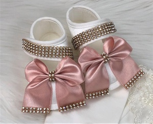 Peleles de manga larga de bambú para recién nacido, ropa personalizada, nuevo diseño, 4 piezas, mariposa, rubor dorado, conjunto de bebé coronado con zapatos - Product Image 3