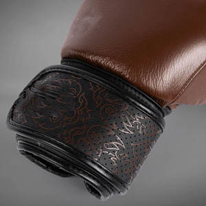 Low Moq Genuine Leather Boxing Gloves Wholesale Custom logo Boxing Gloves <b>Punching</b> Gloves for <b>Men</b> 2025 - Product Image 6