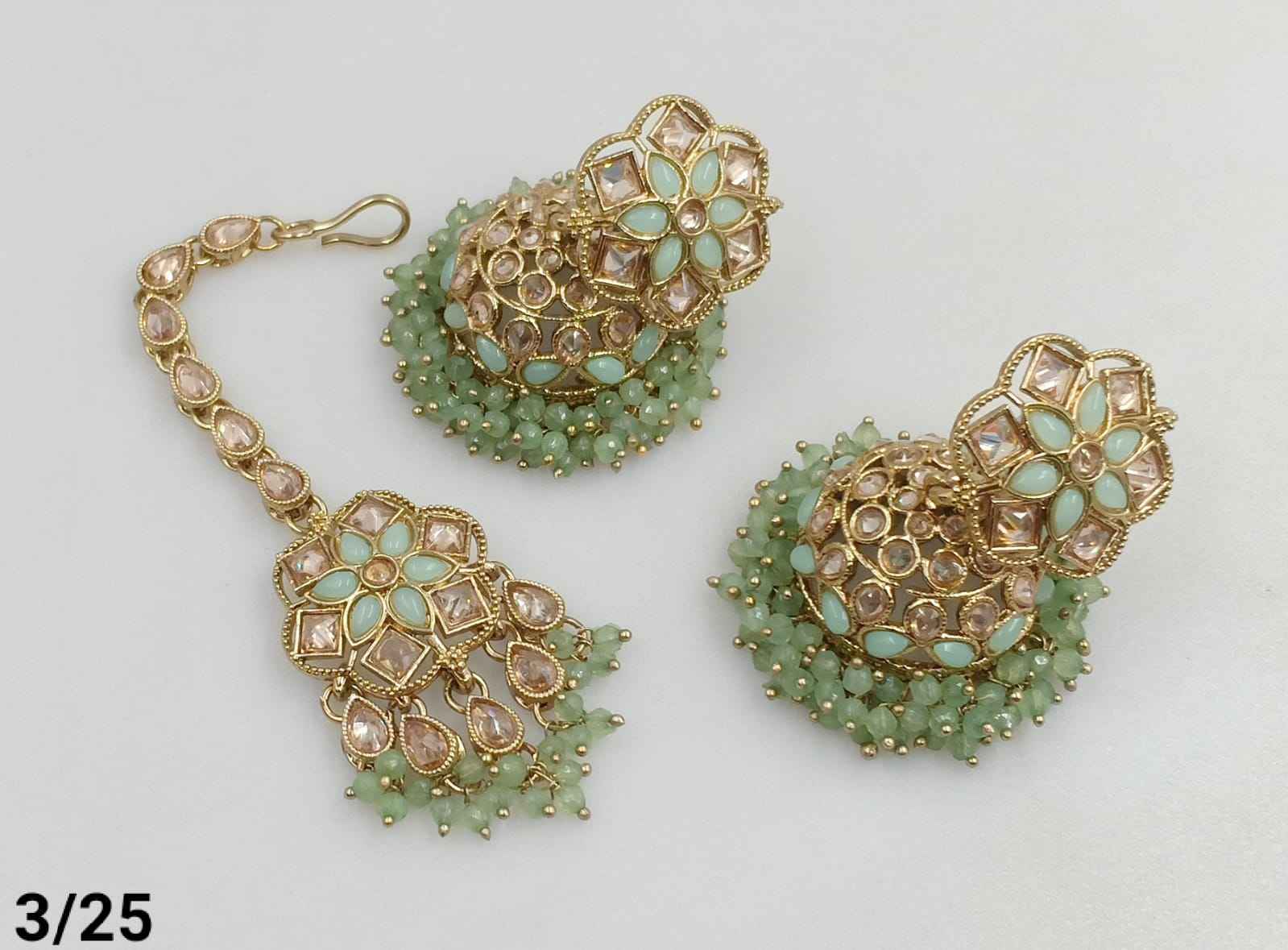 สีเขียว