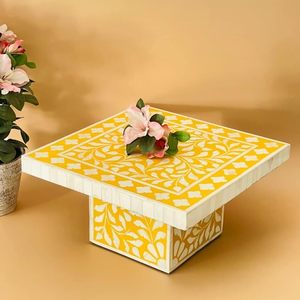 Présentoir de gâteau en incrustation d'os avec travail de sculpture florale complexe Présentoir de gâteau en incrustation d'os traditionnel avec aspect vintage - Product Image 3