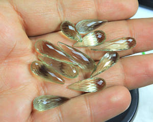 Lot de pierres précieuses améthyste verte à facettes naturelles Améthyste verte semi-précieuse d'Afrique du Sud Taille 21x7mm - Product Image 1