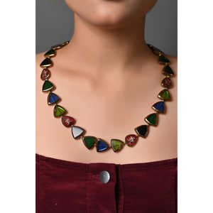 ชุดสร้อยคอและต่างหูทรงสามเหลี่ยมหลากสีชุบทอง24K เครื่องประดับที่ดีพร้อมหินหลักเพทายสำหรับเป็นของขวัญ - Product Image 6