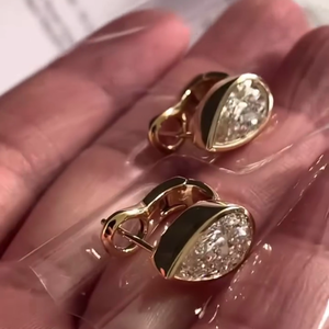 Pendientes de Diamantes en Forma de Pera Cultivados en Laboratorio con Certificación IGI, 3.00 Quilates en Total, Color D-E-F, Claridad VVS-VS, Estilo Inglés - Product Image 2