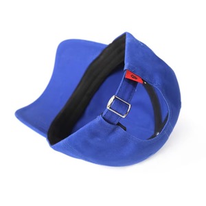 Chapeau de sport de plein air personnalisé en usine Corde perforée au laser Casquette de golf imperméable à 5 panneaux 100% polyester - Product Image 5