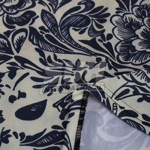 Camiseta de Hombre con Logotipo Personalizado, 100% Algodón, Cuello Redondo, Corte Holgado, Sublimación, Tela Transpirable Ecológica, Color Sólido, OEM - Product Image 4