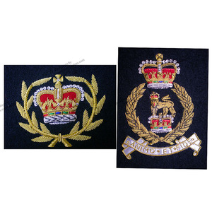 Royal Club School Blazer Badge Brodé À La Main 3D Fil D'or Nickel Brodé Crête Emblème Haute Qualité Logo Décoration Perles - Product Image 5