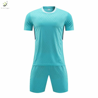 Vêtements de sport d'extérieur légers en polyester de haute qualité, personnalisables, nouvelle collection 2022, uniformes de football pour hommes et femmes, logo personnalisé
