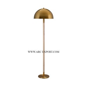 Lámparas de pie de Decoración de mesa para bodas y hoteles, lámparas de iluminación para el hogar y la boda chapadas en oro de Metal de gran tamaño de la mejor calidad - Product Image 1