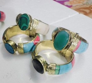 กำไลข้อมือหินธรรมชาติสำหรับผู้หญิงกำไลข้อมือทองเหลือง & กระดูก100% ทำด้วยมือ - Product Image 5