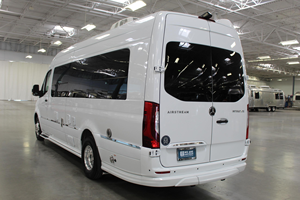 Camping-car de luxe classe GL <span class=keywords><strong>Airstream</strong></span> Interstate 24 2023 - Product Image 5