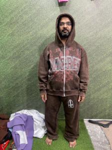 ชุดวอร์มมีซิปสำหรับผู้ชายชุดวิ่งจ๊อกกิ้งแอซิดแบบมีซิปชุดวอร์มกางเกงผ้าพัฟเฟอร์และชุดมีฮู้ดสำหรับวิ่ง - Product Image 4