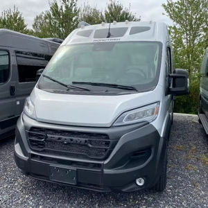 Roadtrek Zion SRT 2026 de Calidad, Listo para la Venta - Product Image 2