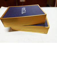 Cartes de visite et cartes à jouer dorées sur mesure nos services de communion peuvent être personnalisés selon vos besoins