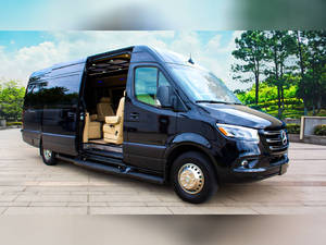 Camping-car de luxe d'occasion pas cher 2024 Benz Classe B, châssis en acier haute résistance, suspension pneumatique, tout-terrain, camping, noir - Product Image 4