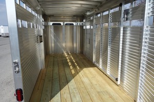 Vente flash Remorque pour bétail 2 chevaux avec logement Prix spécial Remorques agricoles pour volailles Transport semi-remorque - Product Image 4