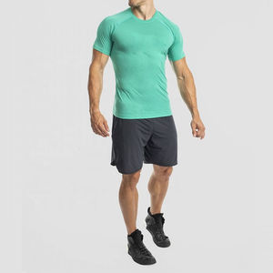 T-shirt de sport pour homme Active Men's Gym Fit, respirant, écologique, tissu doux à séchage rapide pour les entraînements, grandes tailles, design uni - Product Image 3