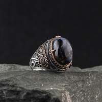 Vente en gros d'anneaux pour hommes de style ottoman Azuris VALKH1047 en argent sterling 925 avec pierre naturelle Aqeeq, Turquie