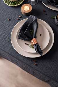 Serviettes de table en lin massif faites à la main, style moderne et minimaliste - Design intemporel, réutilisables et personnalisables pour les restaurants - Product Image 2