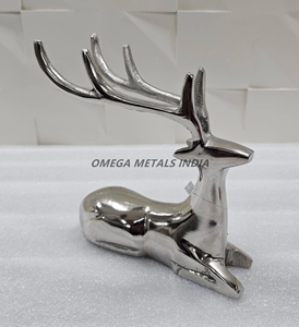 Venta caliente Adorno de Reno de plata pulida Decoración navideña sofisticada Ideal para interiores contemporáneos y clásicos - Product Image 2