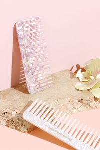 ESTE PEINE DE CORTE FINO PROFESIONAL Peine de peluquero profesional para uso en Estilismo de salón Material de resina - Product Image 4