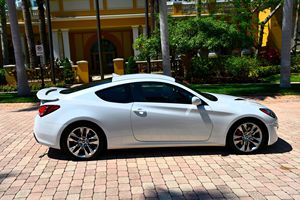 UNID LHD/RHD 2013 HYUNDAI GENESIS COUPE 3,8 de Segunda Mano - Product Image 2