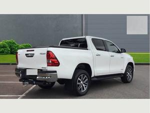Para TOYOTA Hilux DC GR Sport 2.8D RHD 2023-BLANCO 4X4 MI con asientos de cuero - Product Image 6