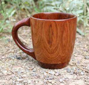 Taza de madera Natural 100% para cerveza y Artículos de bar y mesa con asa Taza de cerveza Taza de café hecha a mano - Product Image 1