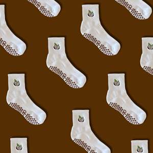 ODM Custom Pilates Grip <b>Socks</b> Embroidery Letter Design Anti-Slip Cotton Crew Yoga Daily Use Vietnam Manufacturer - Product Image 4