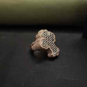 Bague Hip Hop Unique en Forme de Croix, Tendance, Baguette en Moissanite Créée en Laboratoire, Acier Inoxydable, Or Massif 18KT, Unisexe, pour les Occasions et les Fêtes - Product Image 4