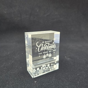 Prix de badminton sur le thème militaire: célébrez vos réalisations avec des trophées acryliques personnalisés pour les compétitions de badminton de l'armée - Product Image 5