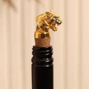 El tapón de botella de metal de diseñador hecho a mano mejora la belleza de su arreglo y presentación de la Mesa de vino - Product Image 3