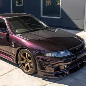 Nissan Skyline GT-R NISMO S1-Specification de 1996, Usado en Buen Estado, Transmisión Manual de 5 Velocidades, Color Morado Medianoche, con Modificaciones Extensas - Product Image 3