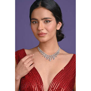 คลาร่า 925 สร้อยคอเงินแท้ คอลเลกชันสร้อยคอคริสตัลสุดหรู - Product Image 4