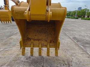 Excavatrice sur chenilles Caterpillar 323GC d'occasion, très demandée, modèle 2019, faible nombre d'heures, composants principaux incluant le moteur, provenance Hefei, Chine - Product Image 2