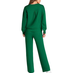 Conjunto de sudadera personalizada barata OEM a granel al por mayor, conjunto de chándal de algodón transpirable con logotipo personalizado para mujer, conjunto de 2 piezas - Product Image 2