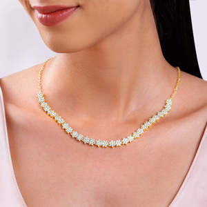 Collar con colgante de diamante Marilyn dorado Premium, pieza de joyería de moda para mujeres y niñas, regalos de boda y celebración con estilo - Product Image 2