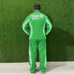 Ensemble de jogging unisexe 2-en-1 confortable et léger pour homme, sweat à capuche et pantalon de survêtement, idéal pour l'hiver - Product Image 4